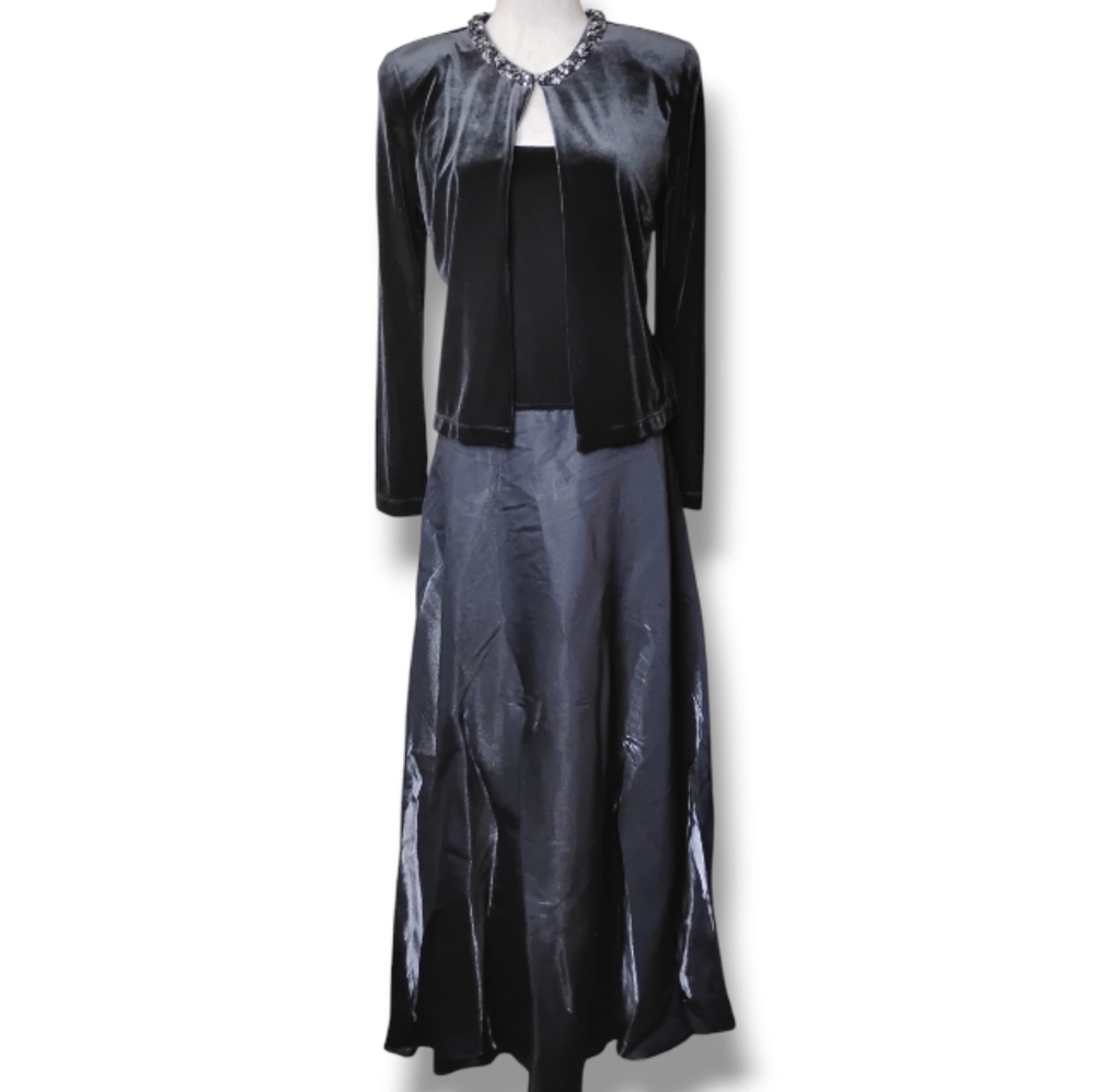 Cachet Vintage Black Formal Gown & Jacket Size 6